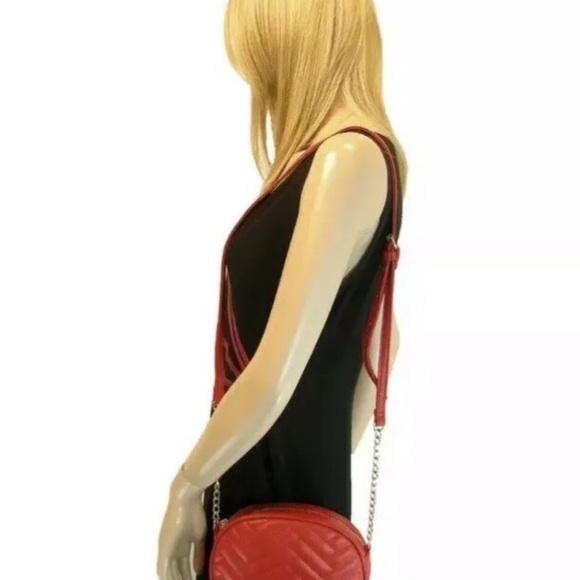 Bebe Sophia Quilted Canteen XBODY. Red/Gold. NWT. - Picture 7 of 7